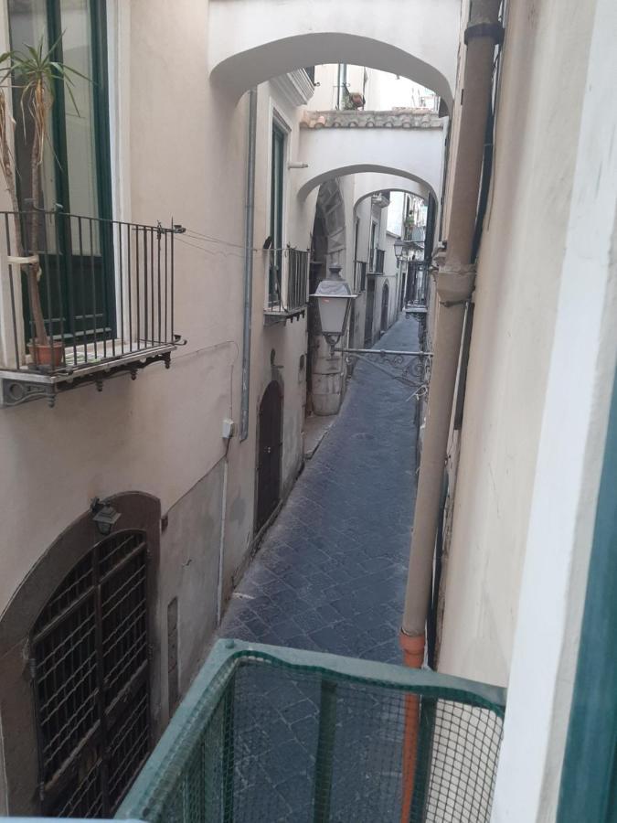 Le Ginestre In Centro Salerno Exterior foto